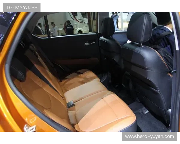 足球球星头像女搞怪风潮来袭 揭秘这些另类造型背后的独特魅力